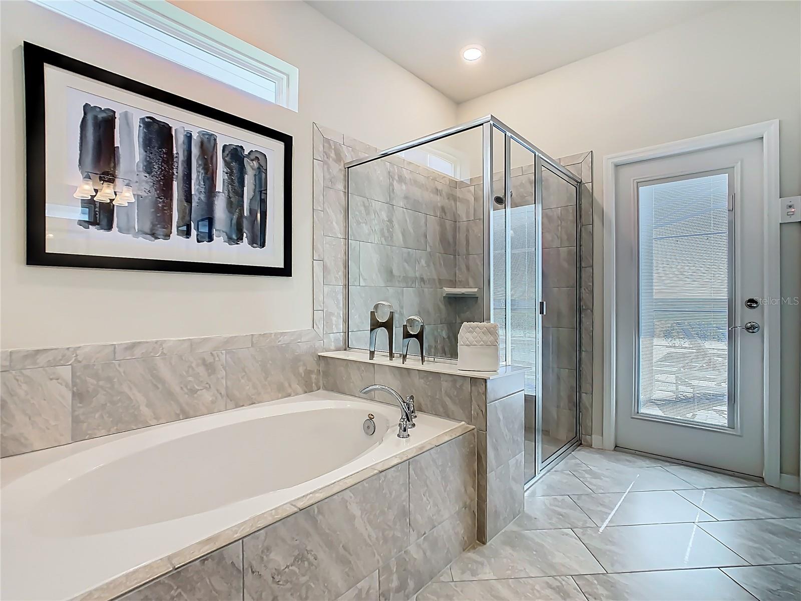 WINDSOR ISLAND RESIDENCE - Residential