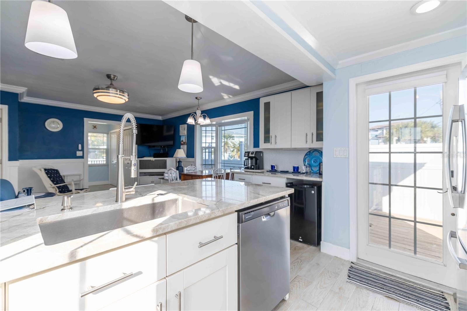 MIRA MAR - Residential