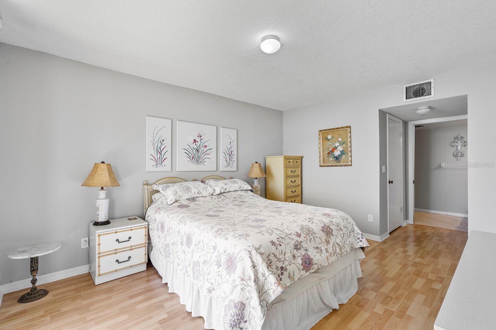 YOUNG & METZNER REALTY CO RESUB - Residential
