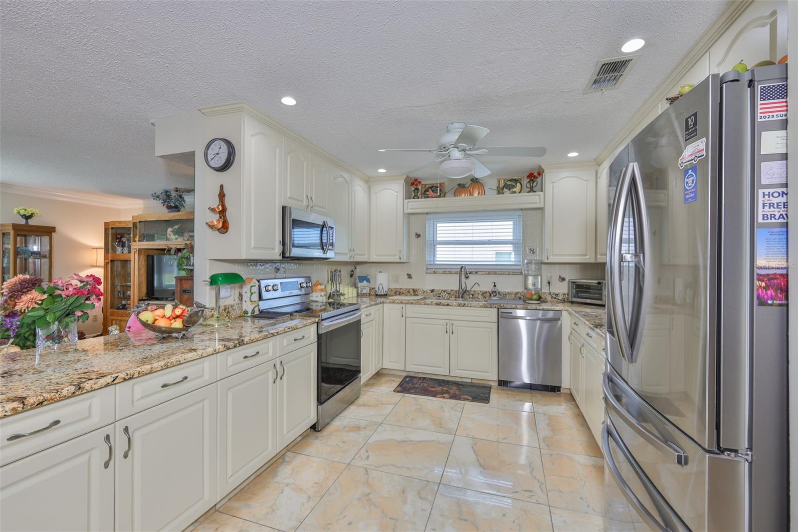 CALOOSA COUNTRY CLUB ESTATES U - Residential