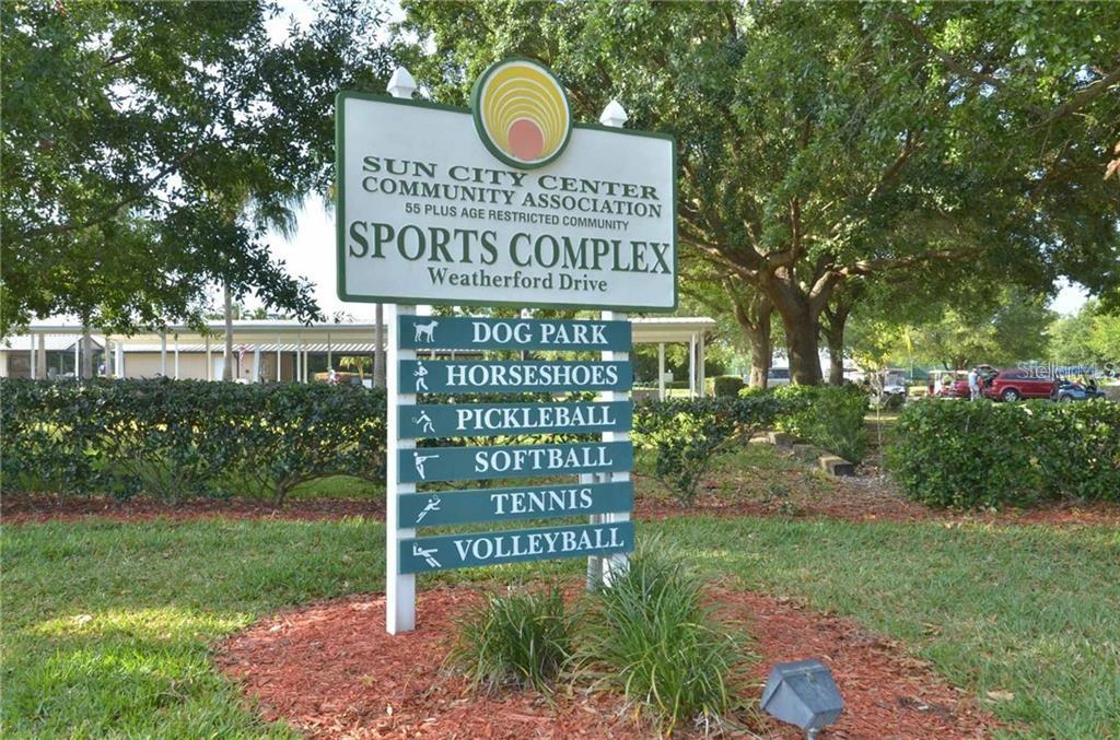 CALOOSA COUNTRY CLUB ESTATES U - Residential