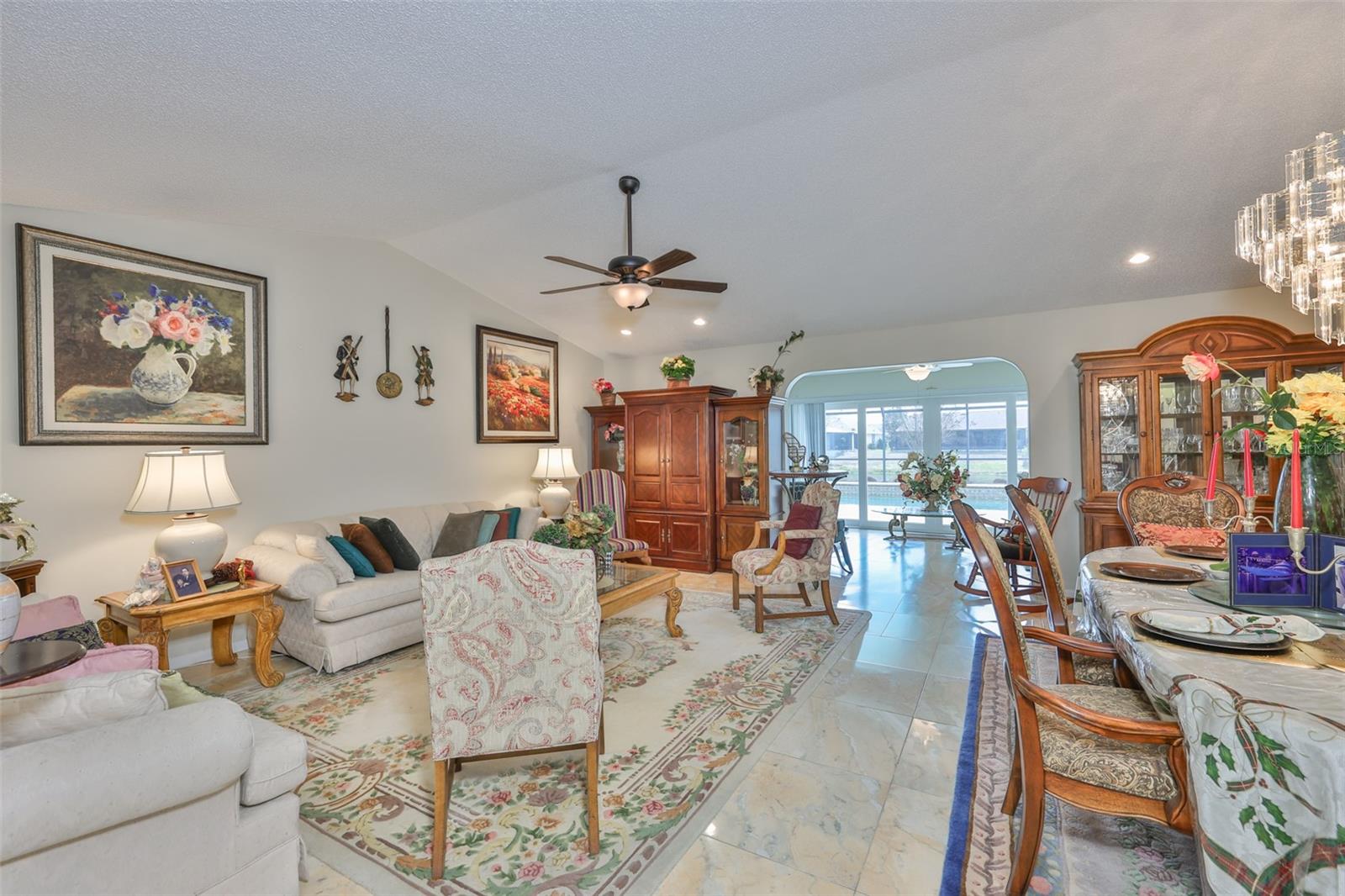 CALOOSA COUNTRY CLUB ESTATES U - Residential