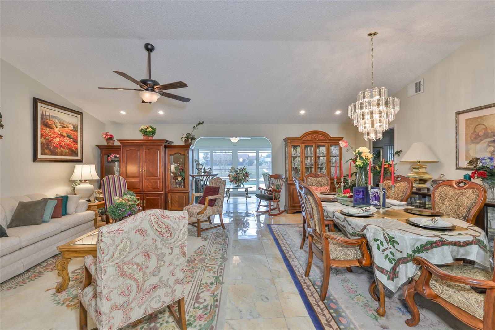 CALOOSA COUNTRY CLUB ESTATES U - Residential