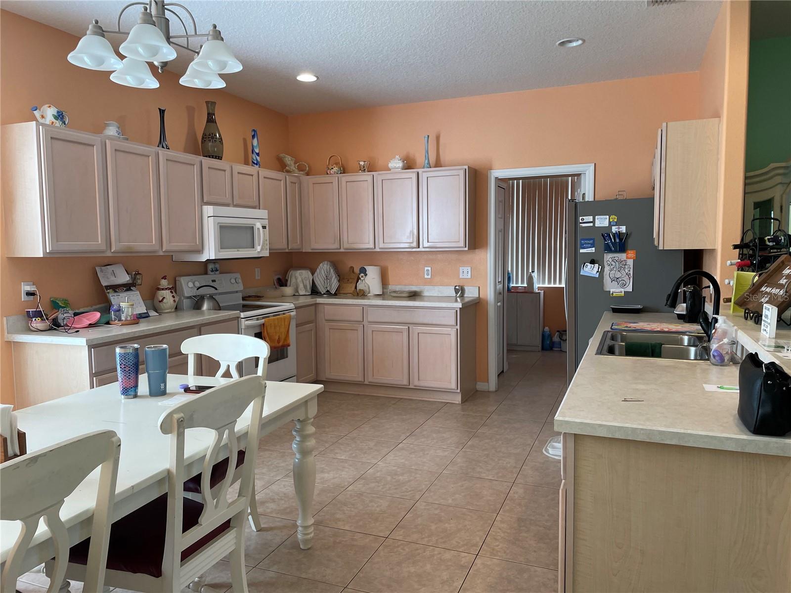 1856 CHANTEL COURT