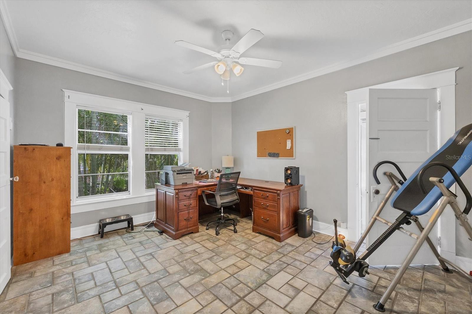 A R ANTHONYS SUB OF PT SEC14&23 T34 R17 - Residential