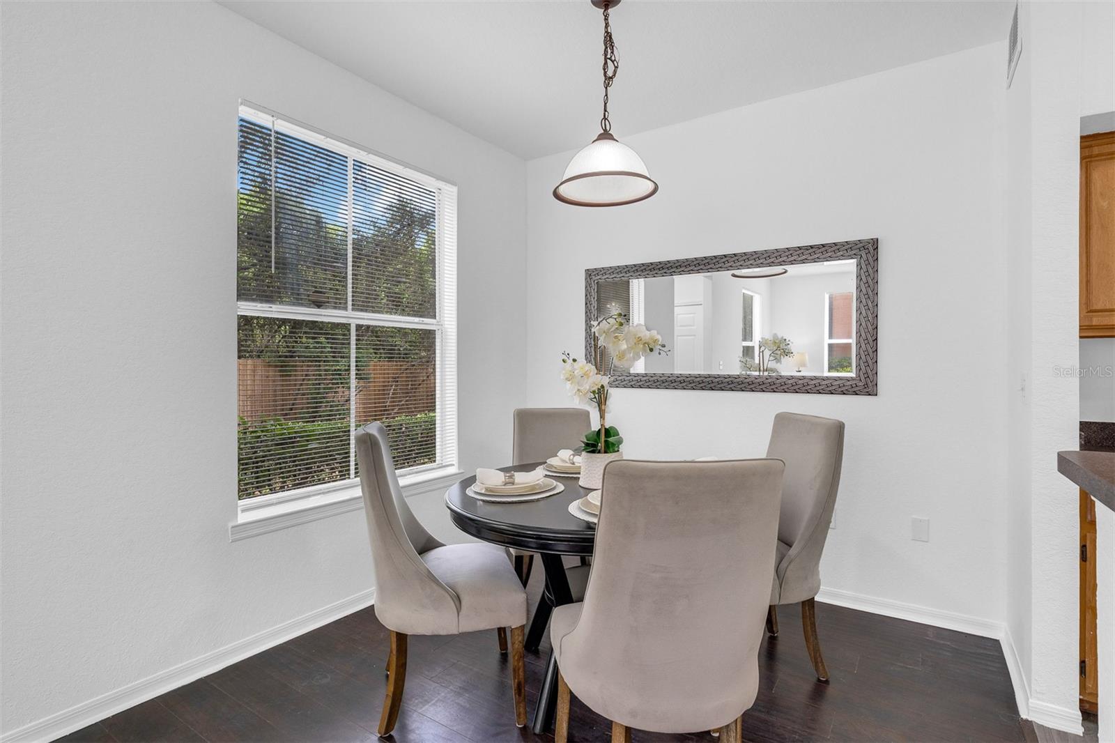 FOUNTAINS/METRO WEST - Residential