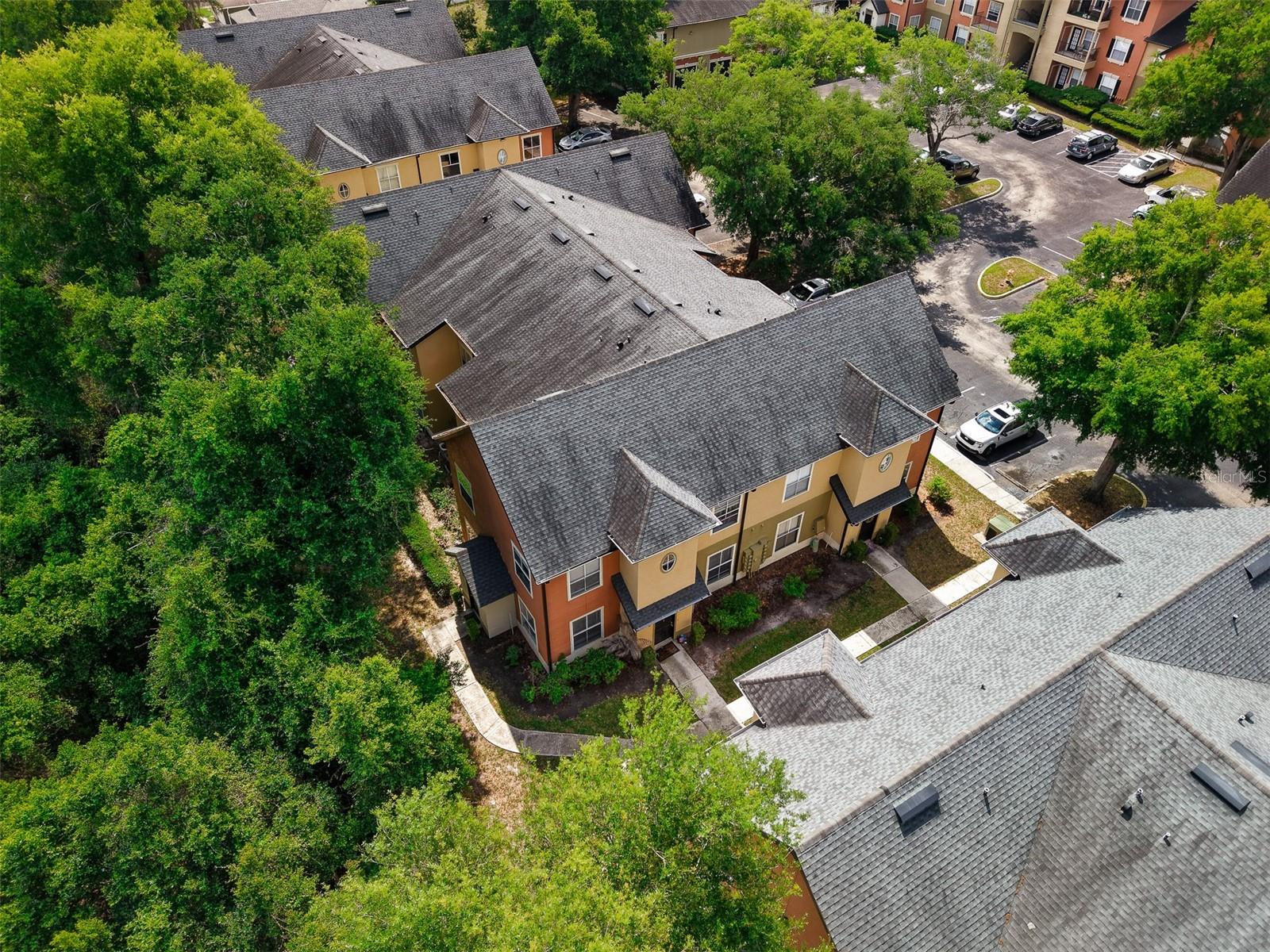 FOUNTAINS/METRO WEST - Residential