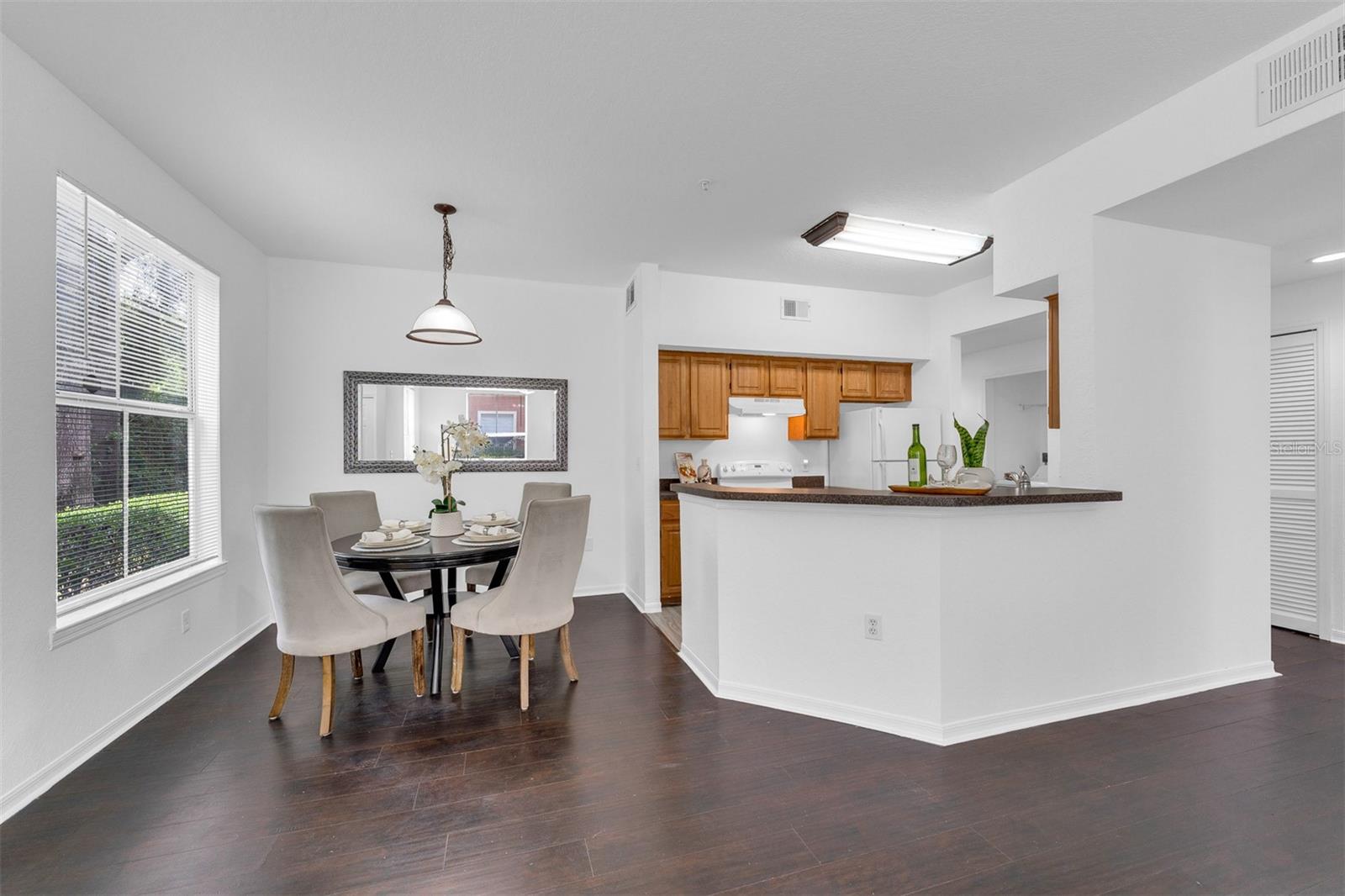 FOUNTAINS/METRO WEST - Residential