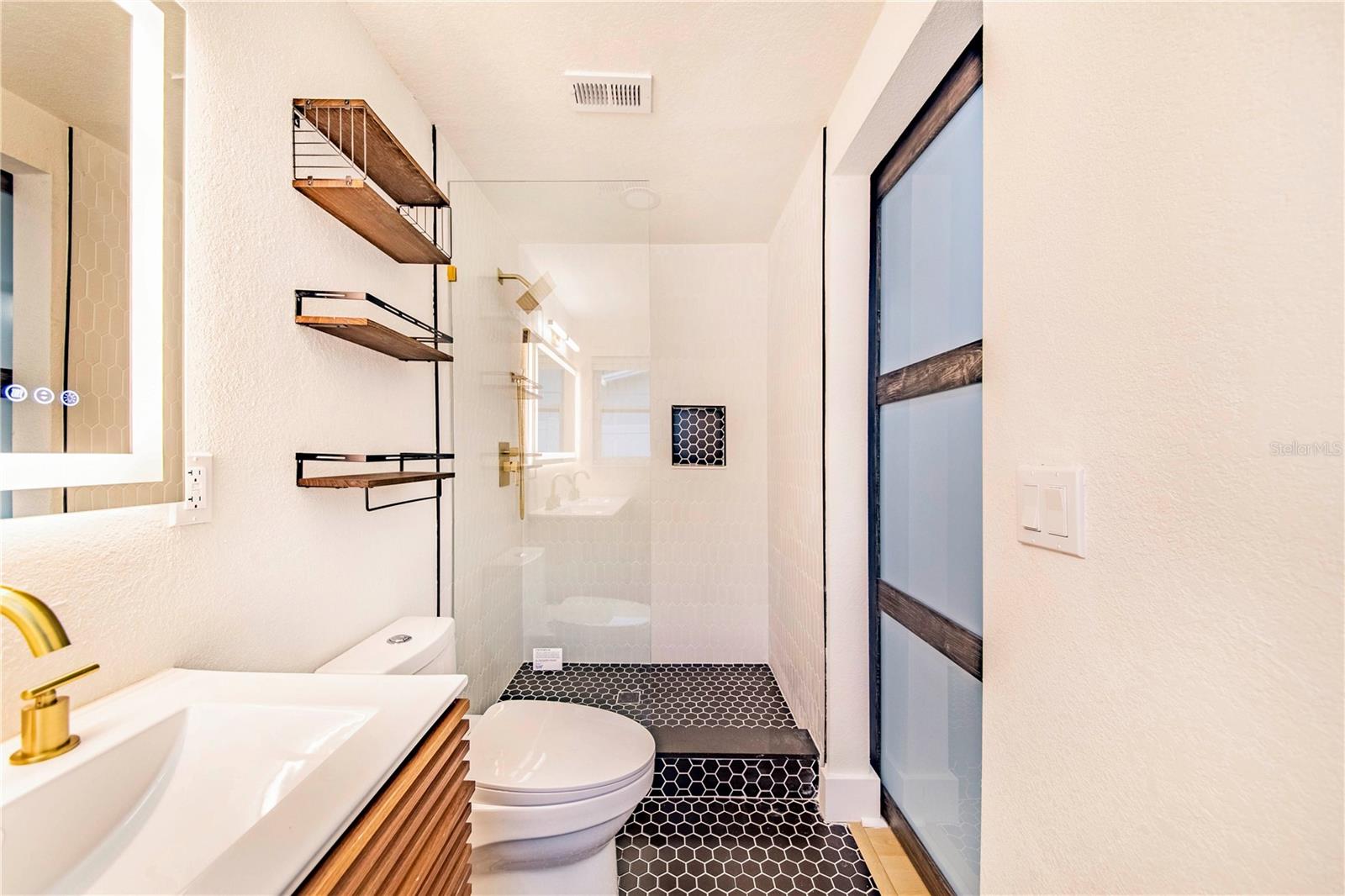 WINCHESTER PARK - Residential