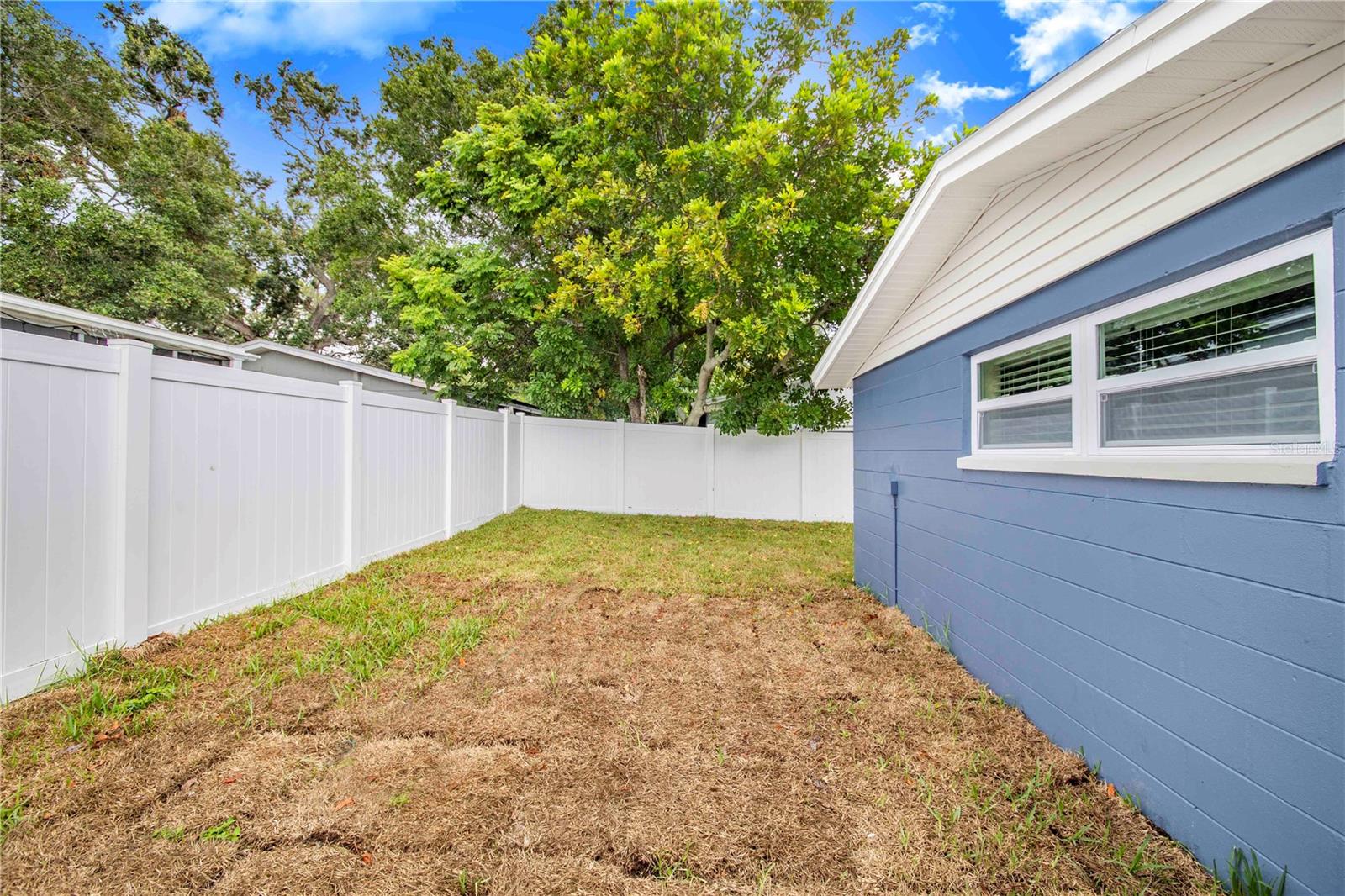 WINCHESTER PARK - Residential