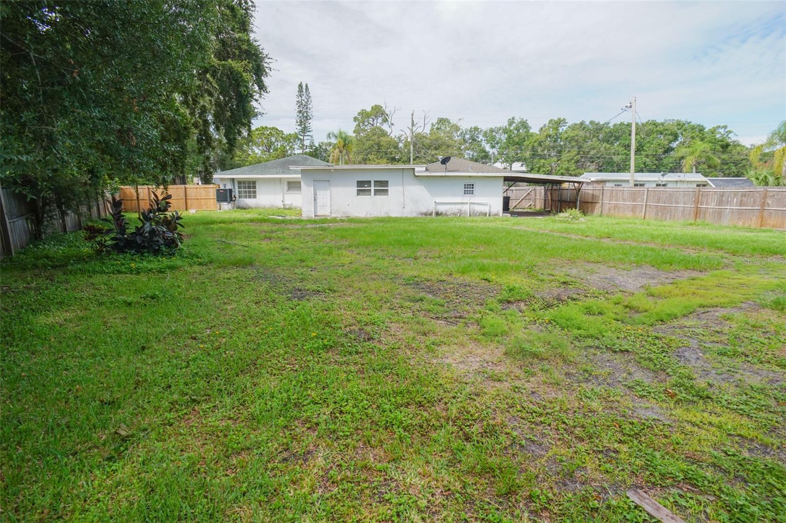 800 SAINT PETERSBURG DRIVE