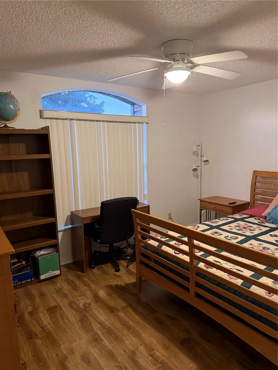 LADY LAKE ORANGE BLOSSOM GARDEN UNIT 14 (0396) - Residential