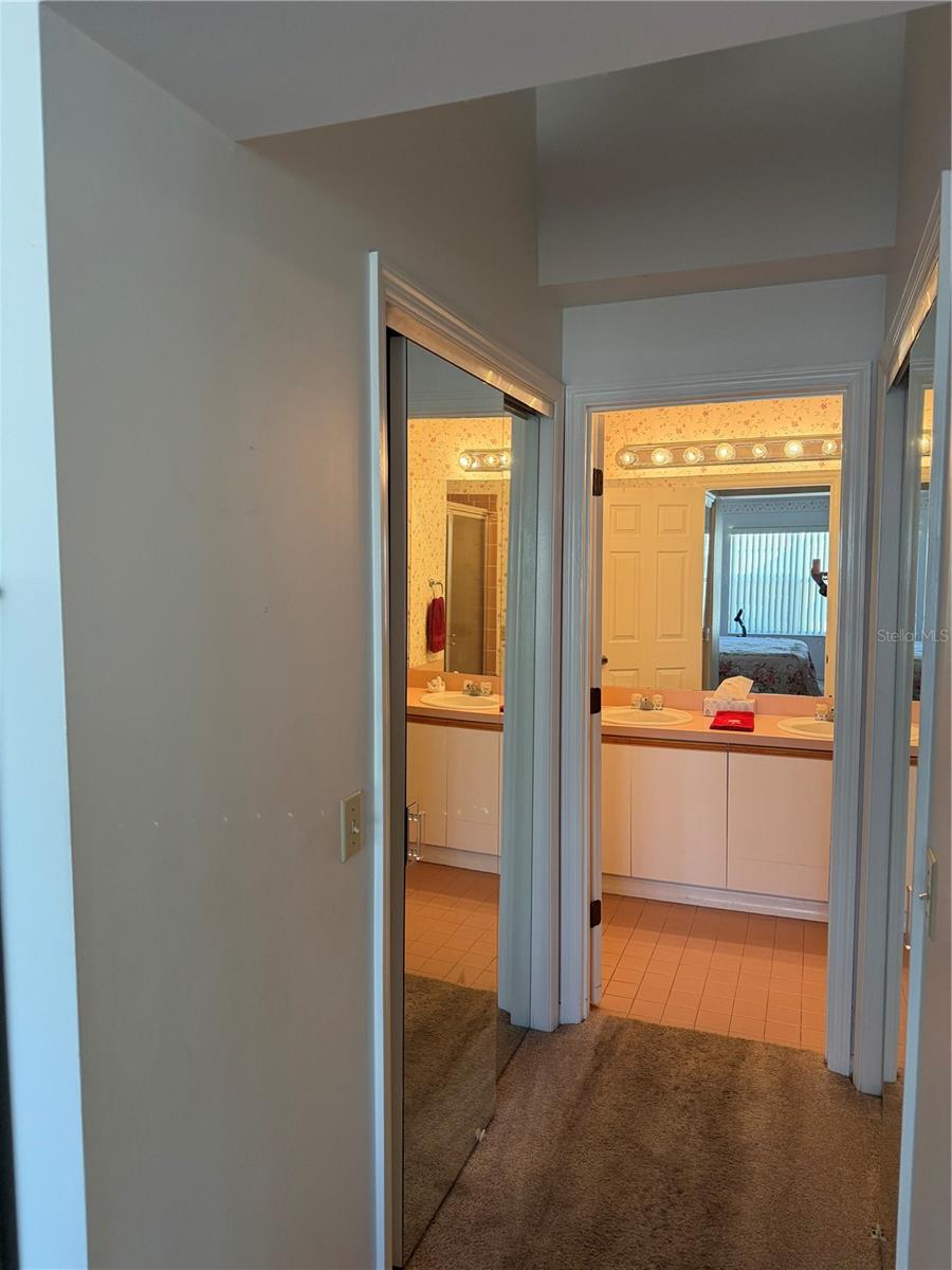 LADY LAKE ORANGE BLOSSOM GARDEN UNIT 14 (0396) - Residential