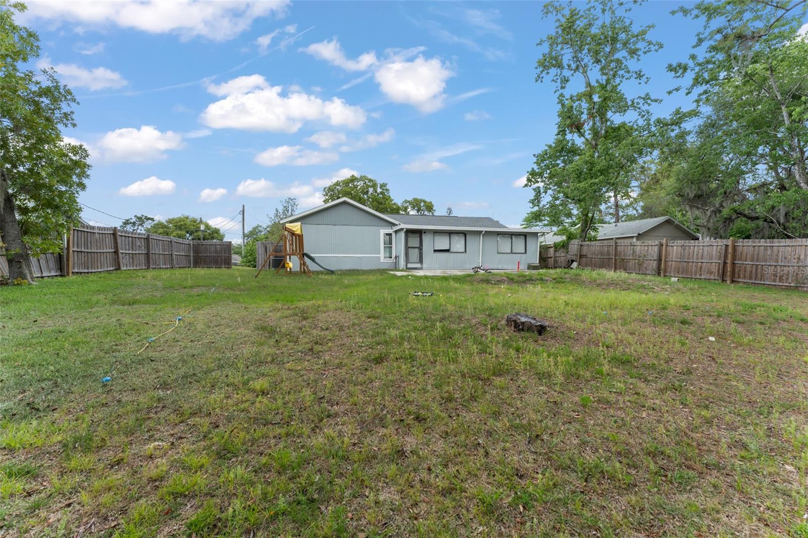 DELTONA LAKES UNIT 33 - Residential