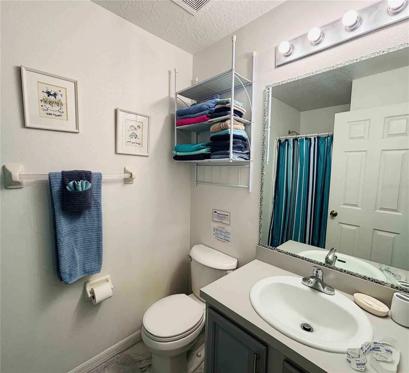 LAKE BERKLEY RESORT - Residential