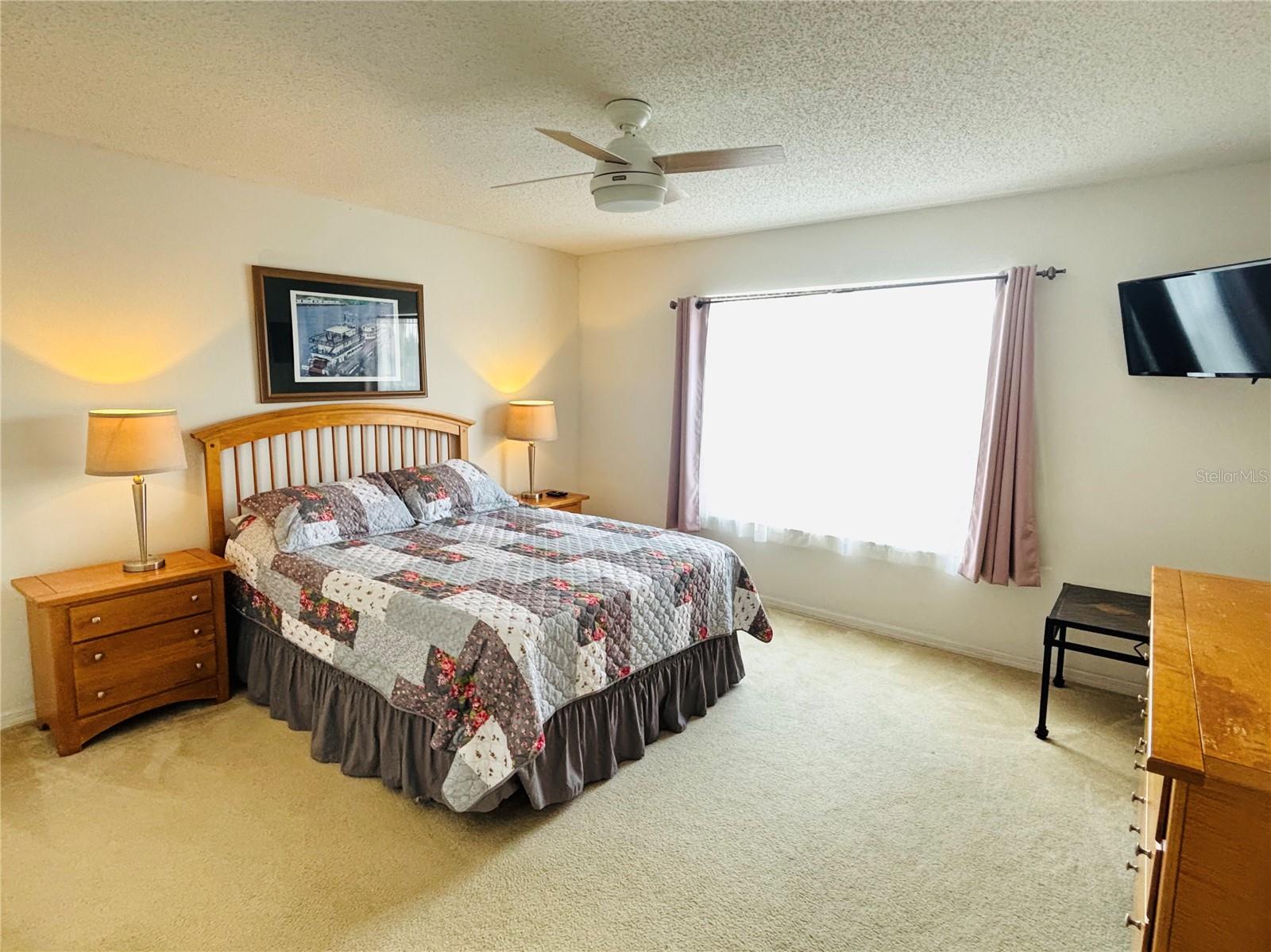 LAKE BERKLEY RESORT - Residential