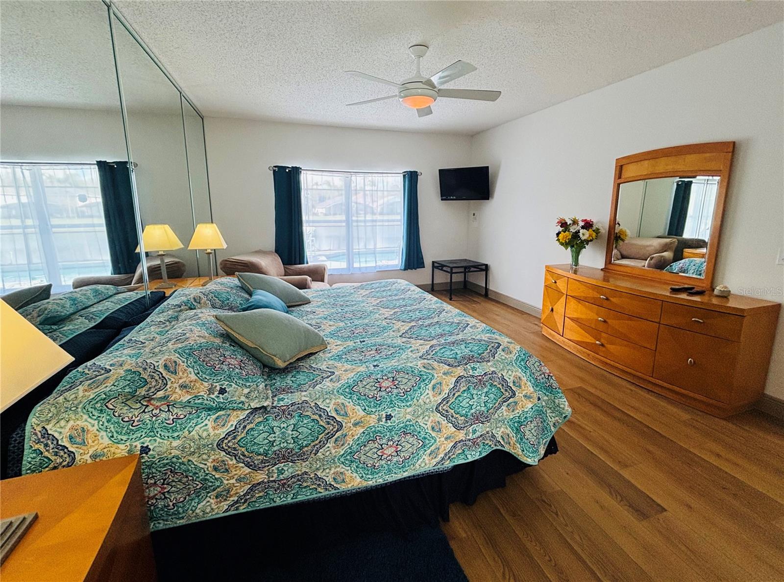 LAKE BERKLEY RESORT - Residential