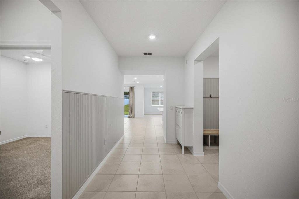 Photo of 7118 SW 57th Lane, Ocala, FL 34474 (MLS # OM733407)