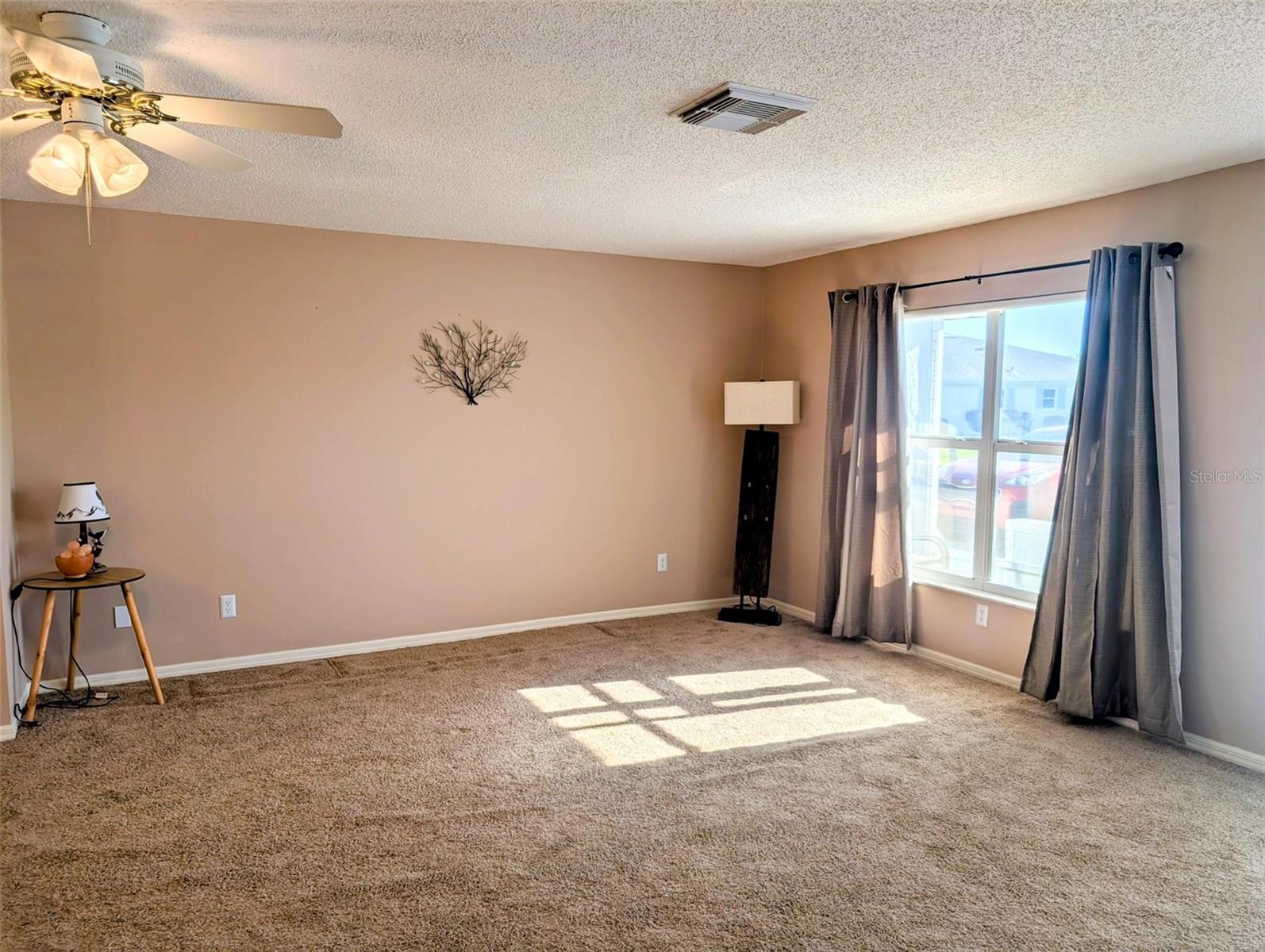810 BLUEWATER DRIVE