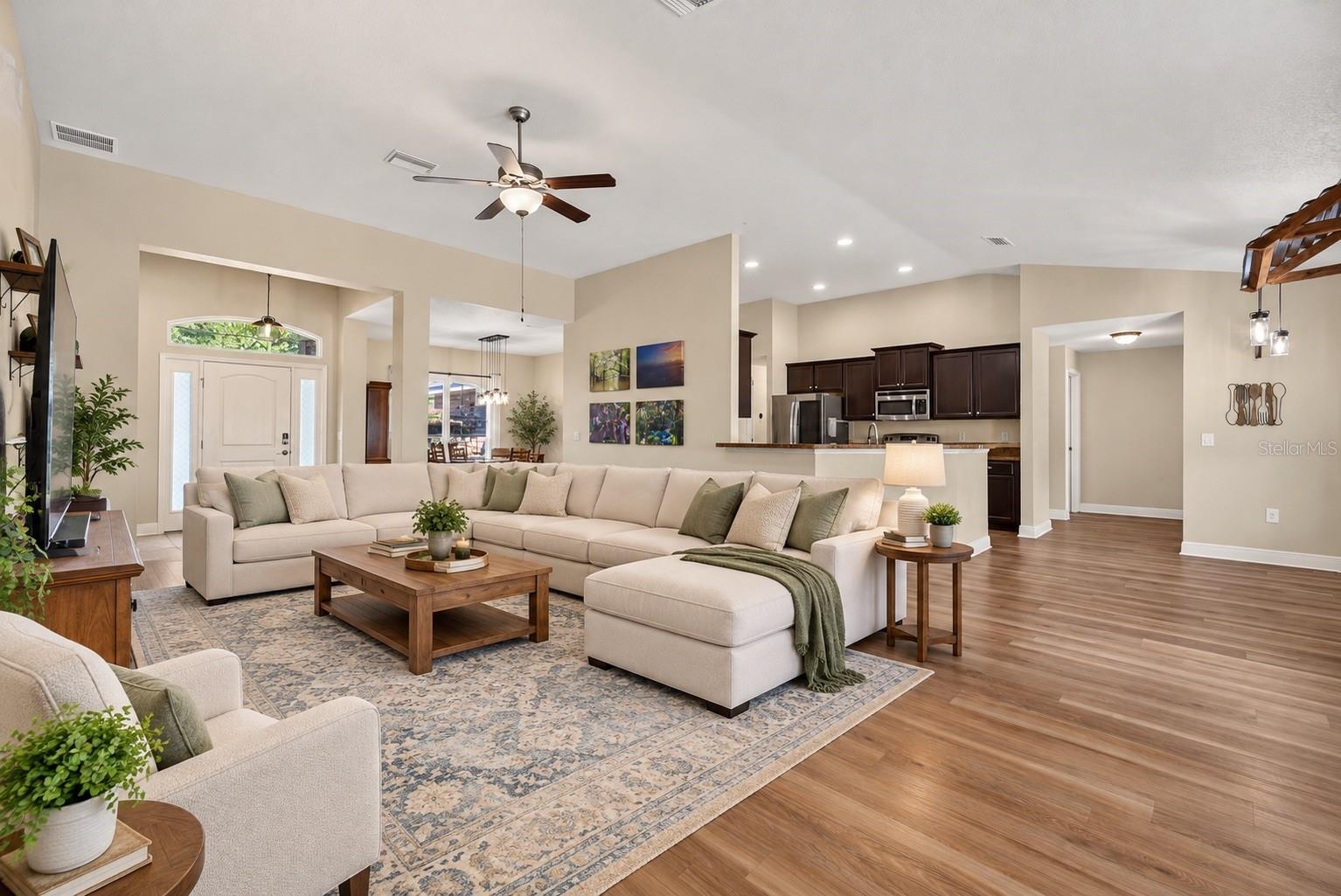 6746 SE 12TH PLACE