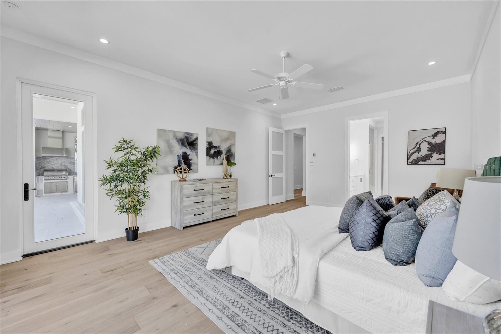 COMSTOCK PARK - Residential