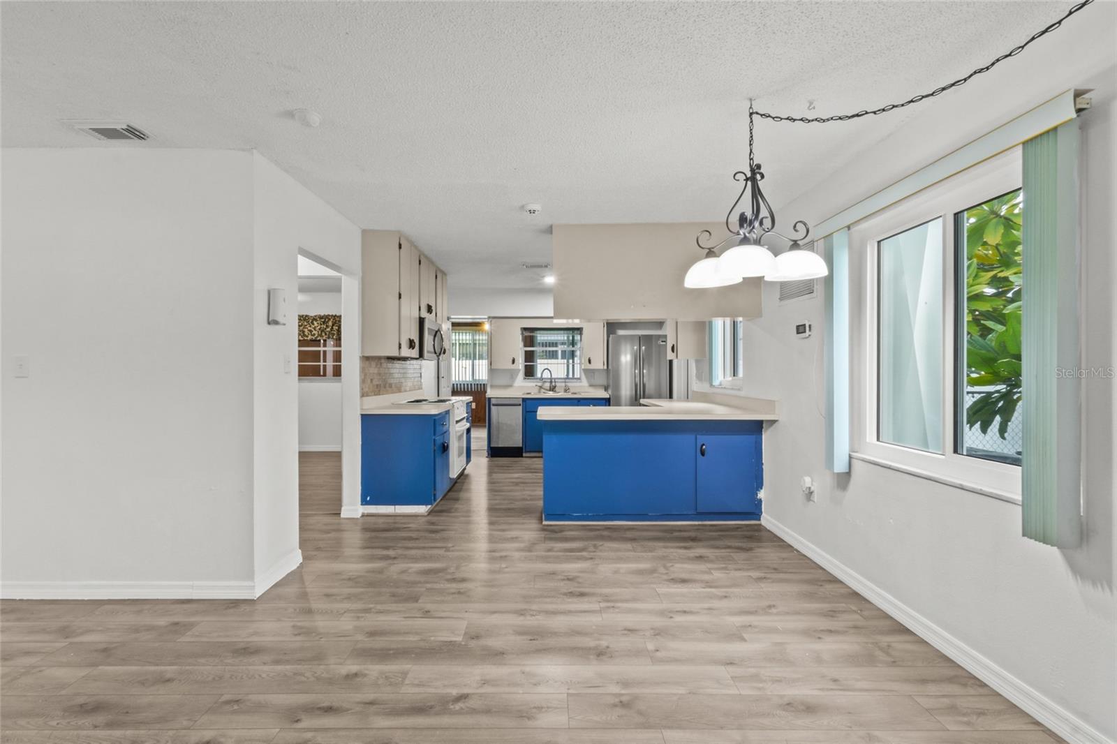 5318 17TH STREET W, BRADENTON, FL, 34207 4 5318 17TH STREET W