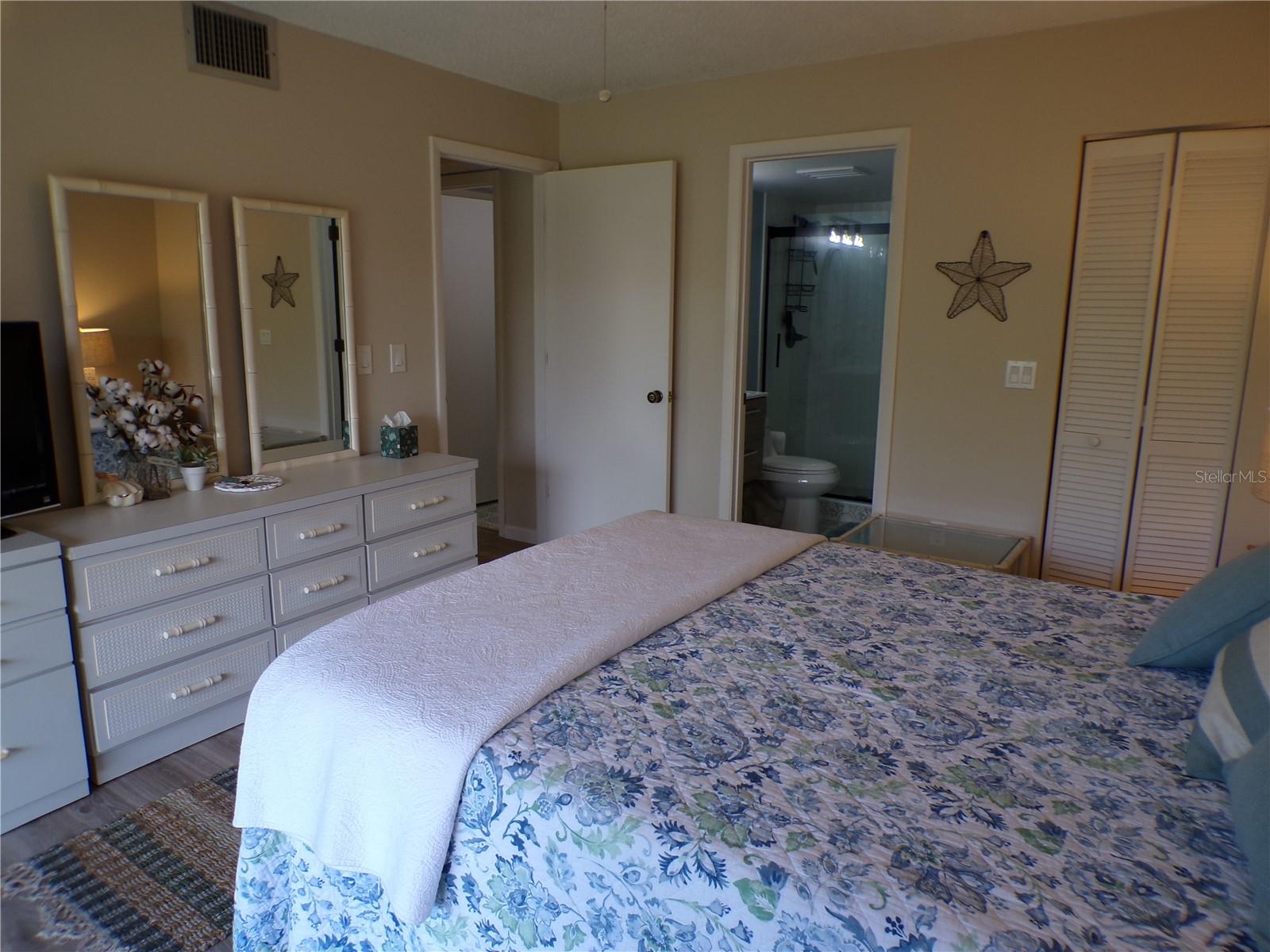 BIRD BAY V - Residential Lease
