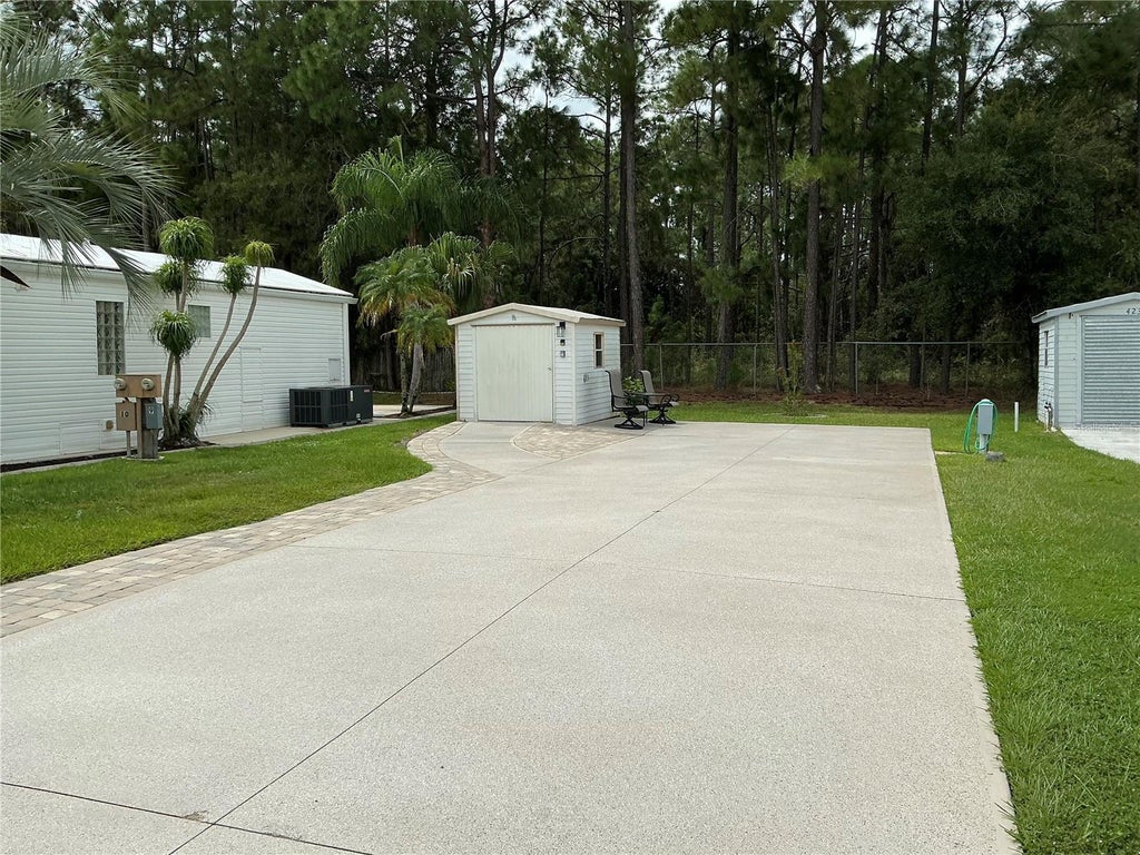 Photo of 427 Pine Loop, Frostproof, FL 33843 (MLS # K4903846)