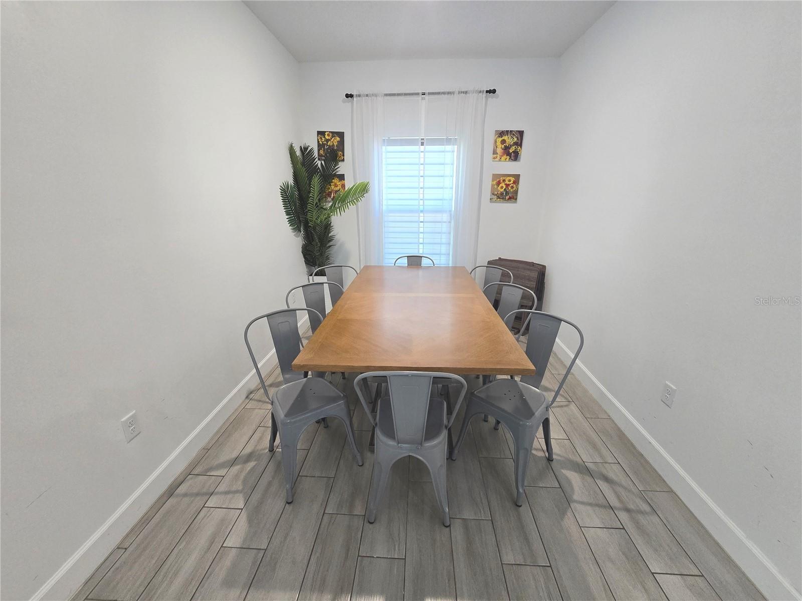 WASHINGTON PARK SEC 02 - Residential Lease