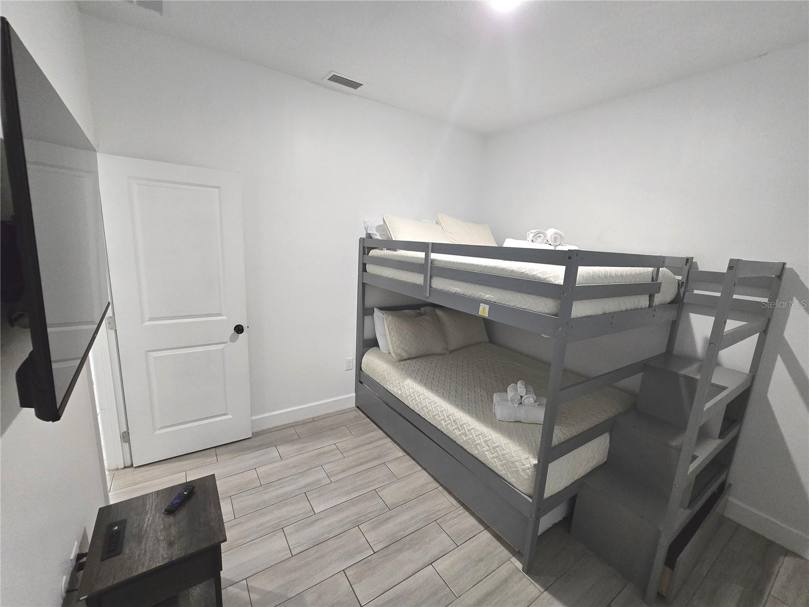 WASHINGTON PARK SEC 02 - Residential Lease