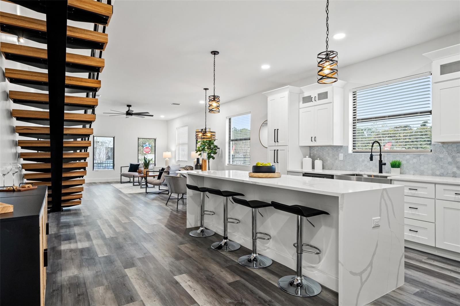 LATITUDES IN THE PARK TWNHMS - Residential