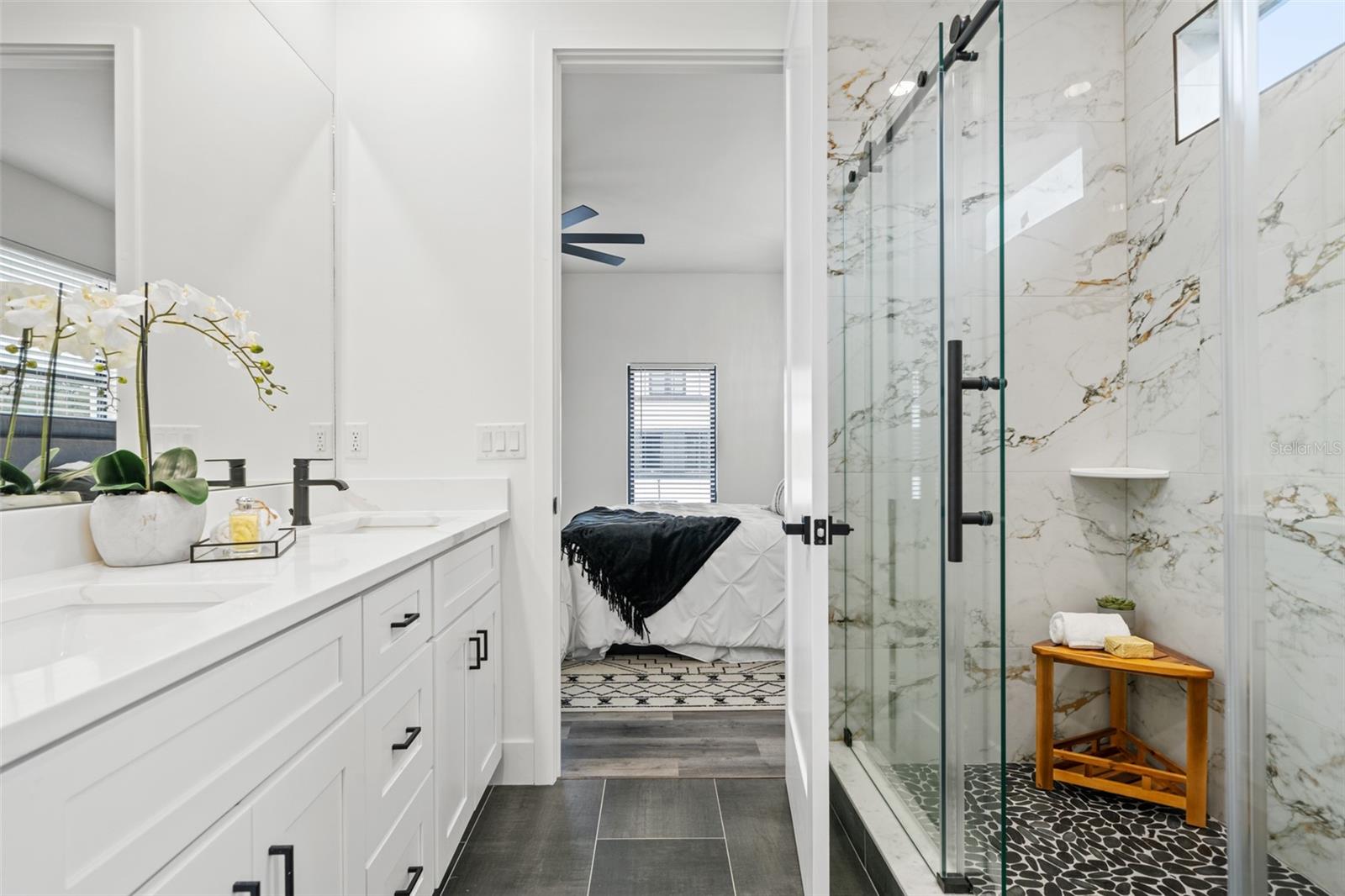 LATITUDES IN THE PARK TWNHMS - Residential