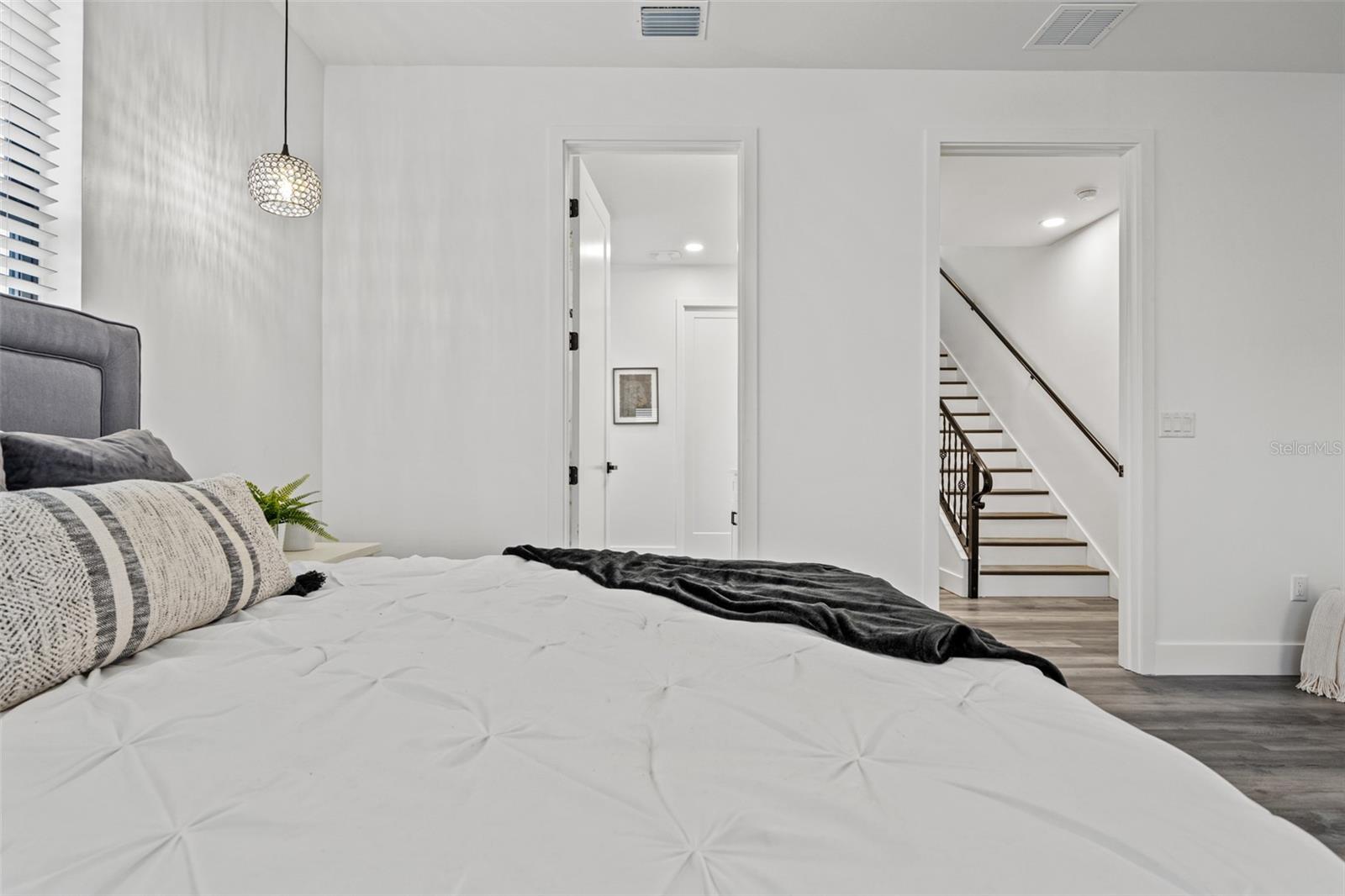 LATITUDES IN THE PARK TWNHMS - Residential