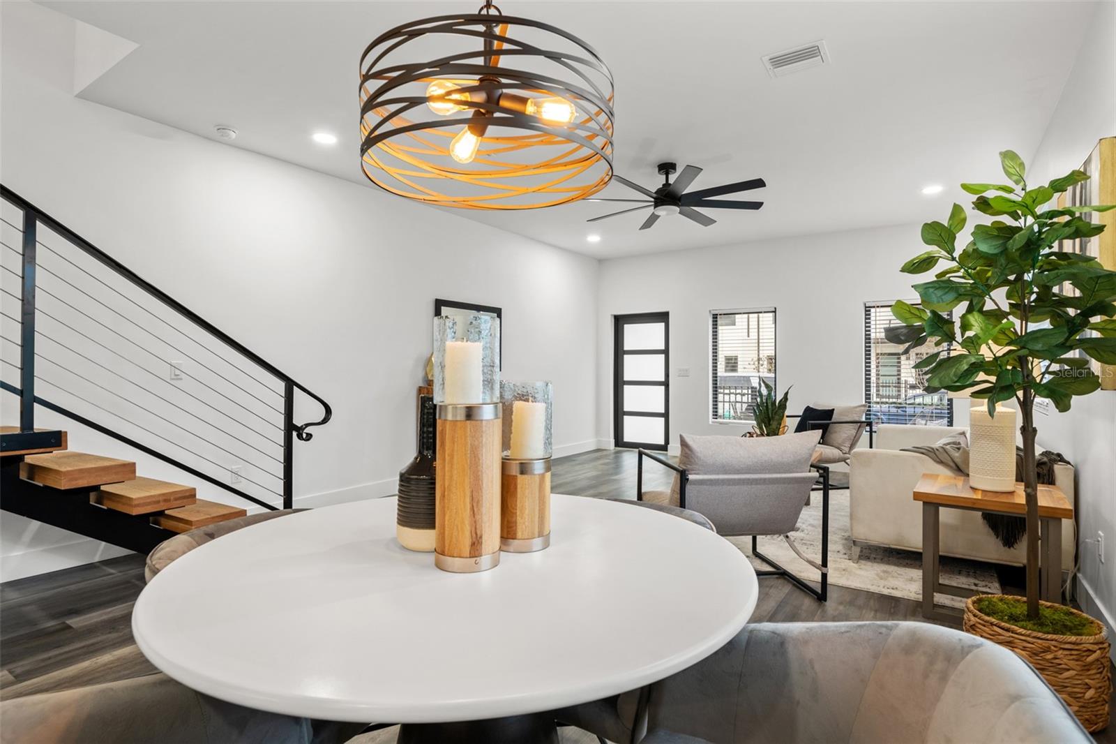 LATITUDES IN THE PARK TWNHMS - Residential