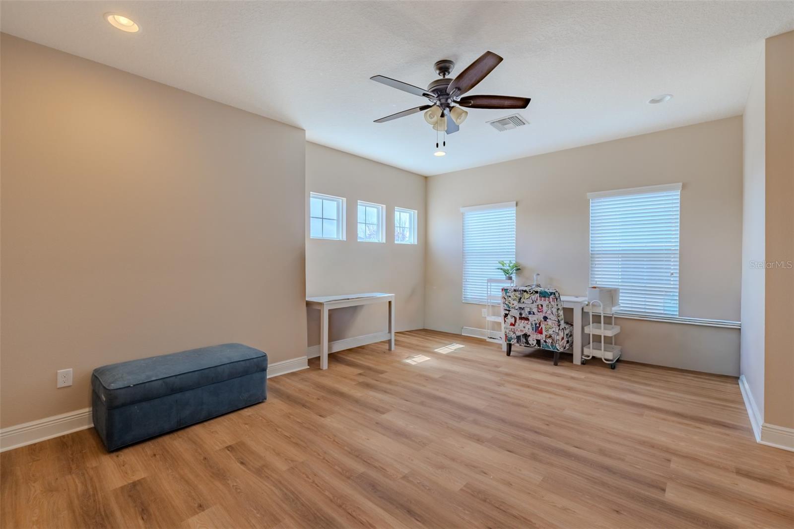 FISHHAWK RANCH WEST PH 1B/1C - Residential