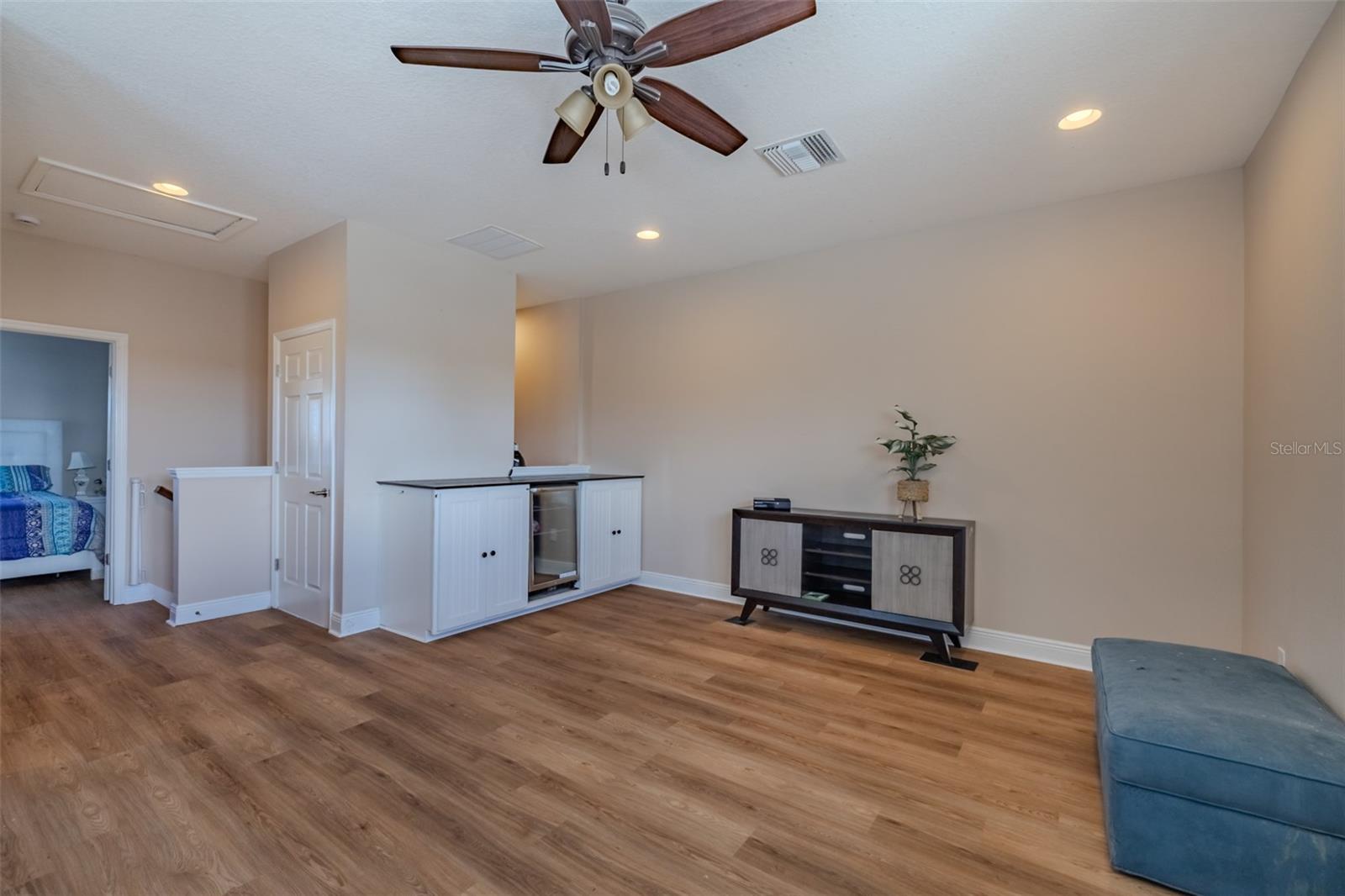 FISHHAWK RANCH WEST PH 1B/1C - Residential