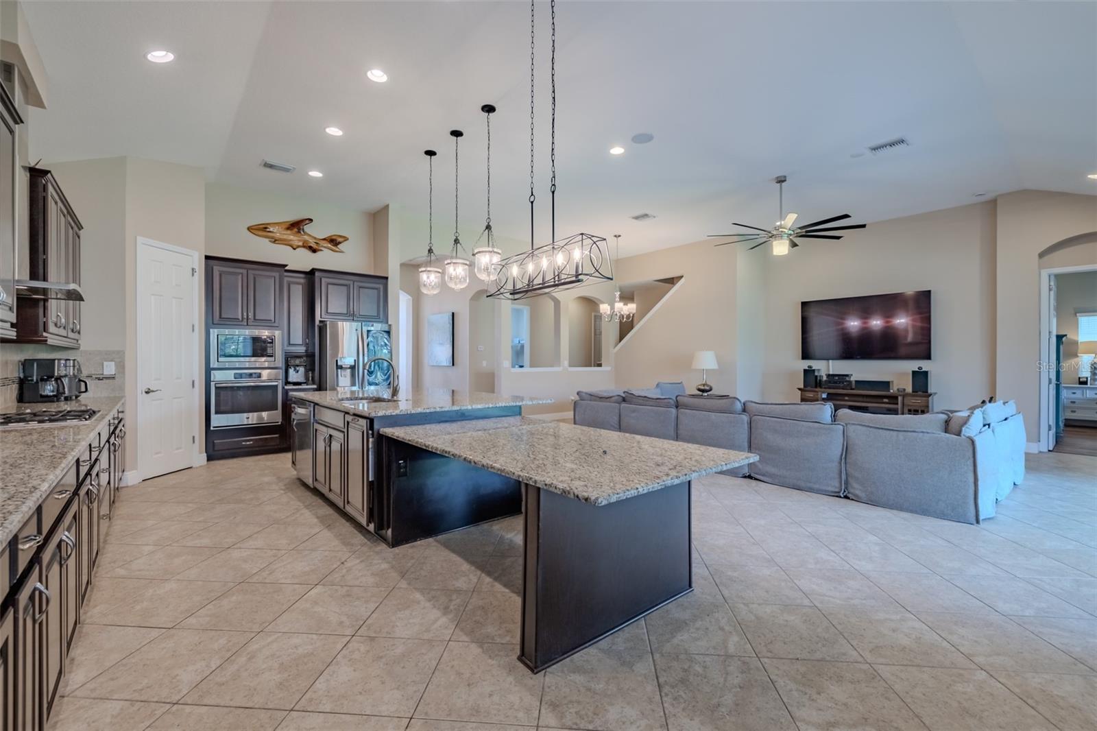 FISHHAWK RANCH WEST PH 1B/1C - Residential