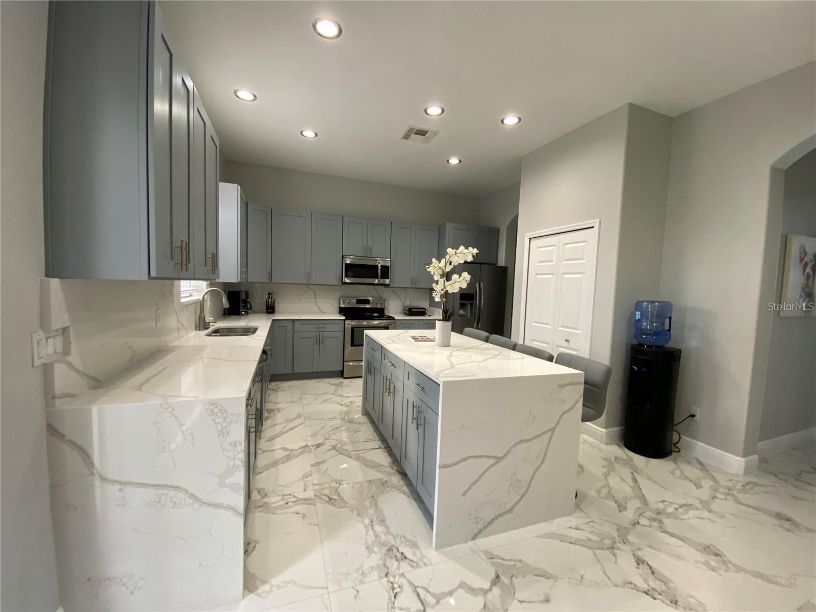 HARBOR LAKES 50 77 - Residential