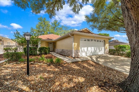 Photo of 9040 SW 91st Terrace, Ocala, FL 34481 (MLS # OM728683)
