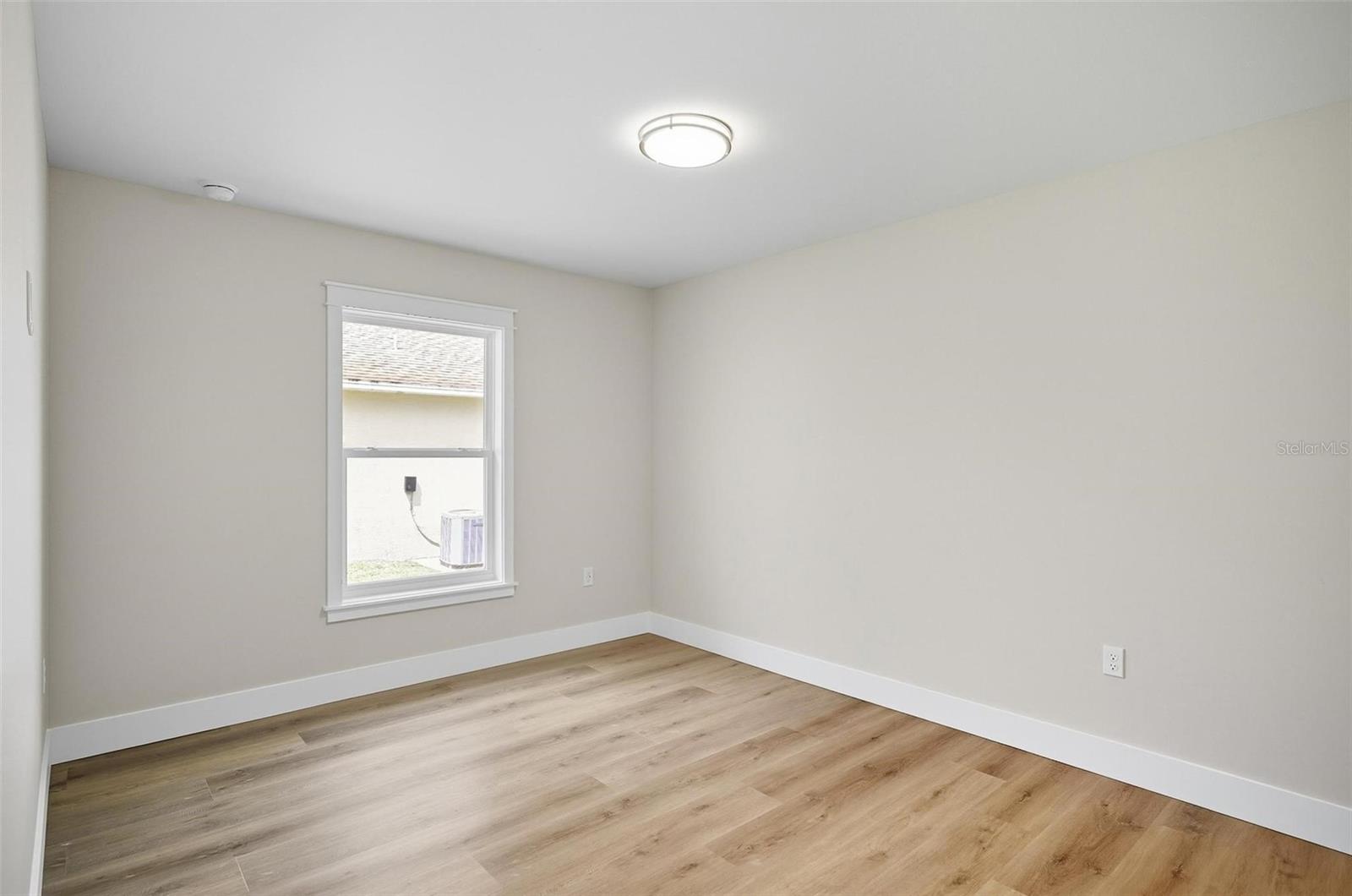 FOREST GROVE BUS CENTER - Residential Income