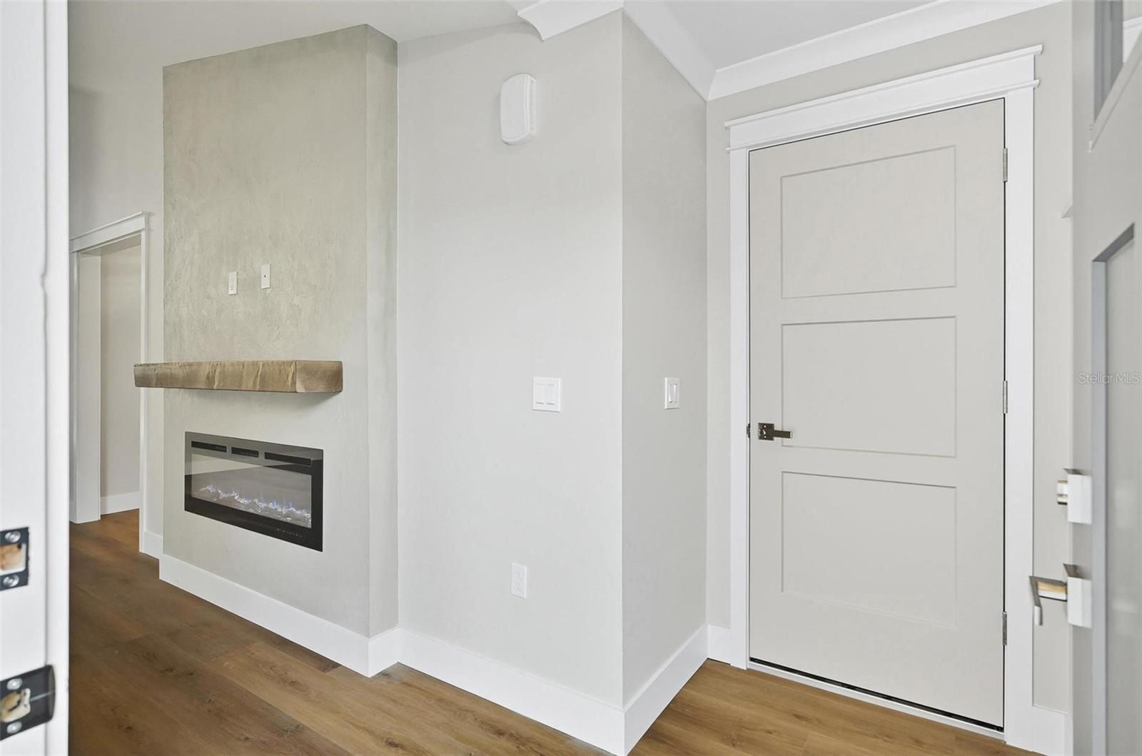 FOREST GROVE BUS CENTER - Residential Income