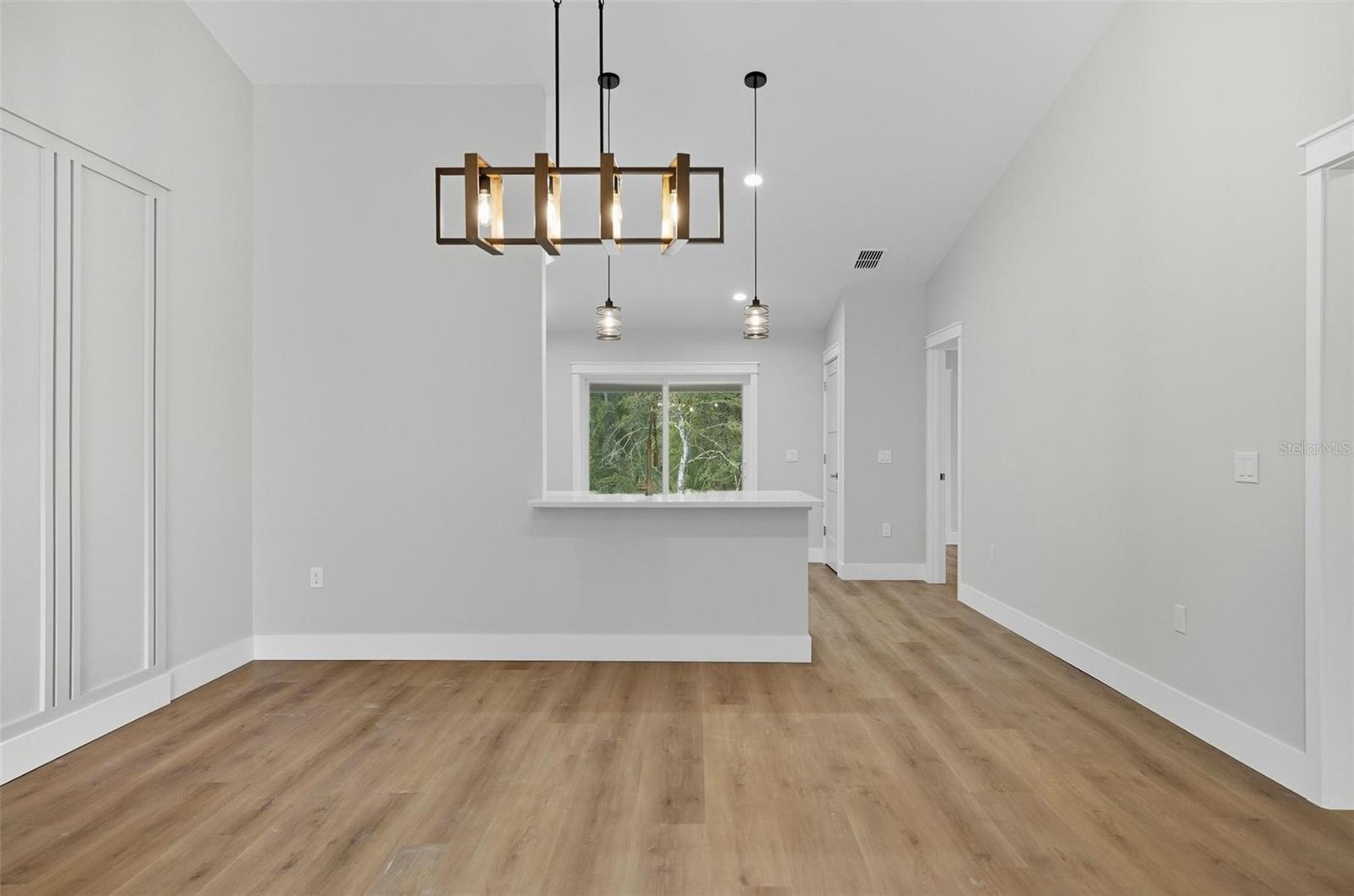 FOREST GROVE BUS CENTER - Residential Income