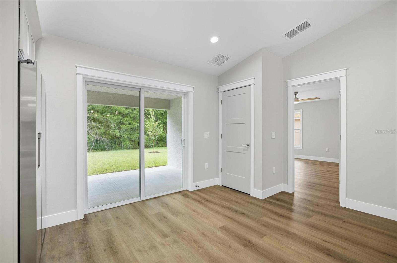 FOREST GROVE BUS CENTER - Residential Income