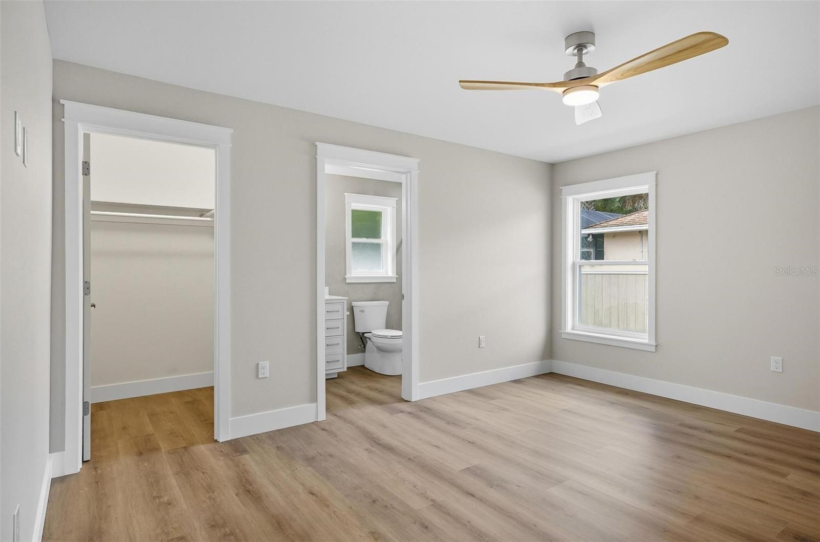 FOREST GROVE BUS CENTER - Residential Income