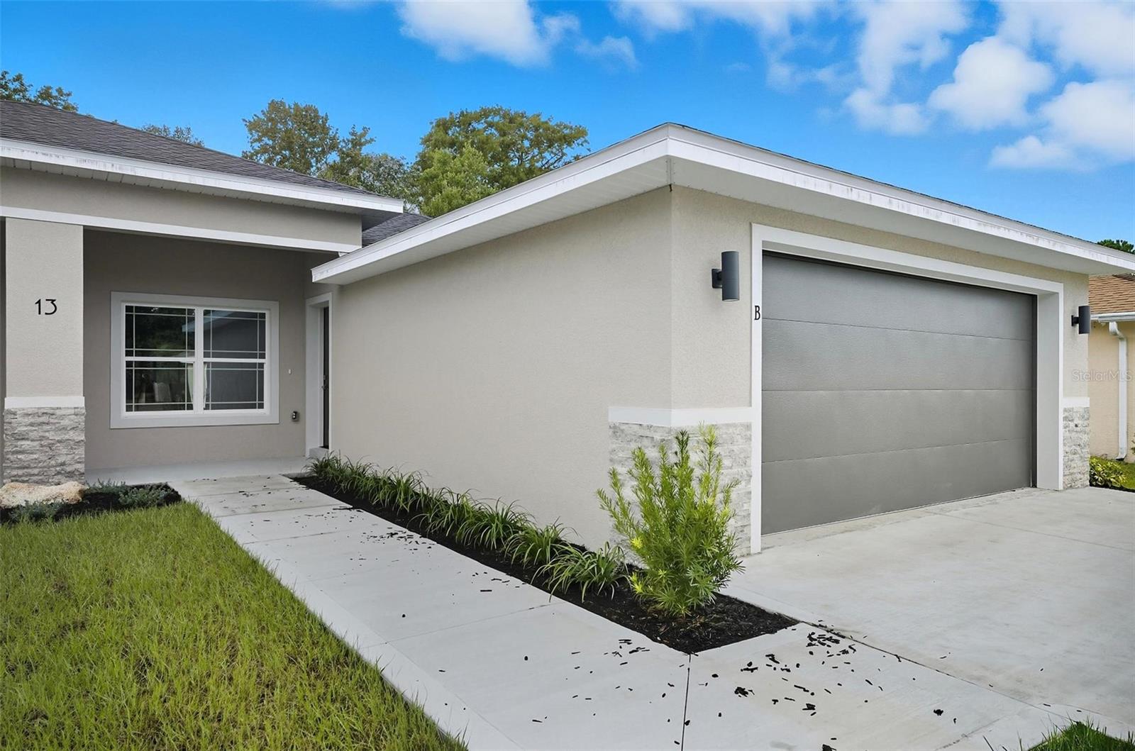 FOREST GROVE BUS CENTER - Residential Income