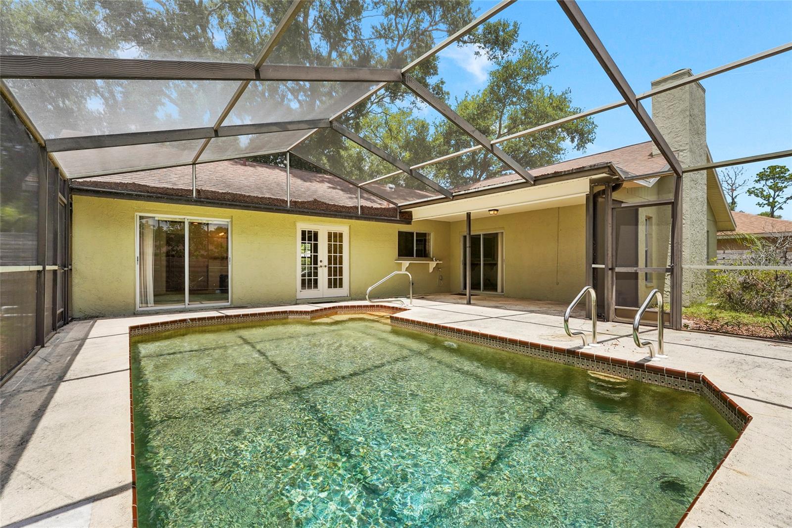 SARABAY WOODS - Residential