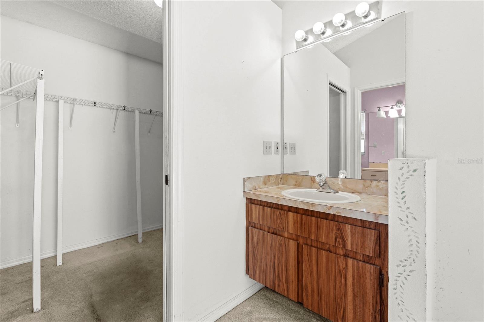 SARABAY WOODS - Residential