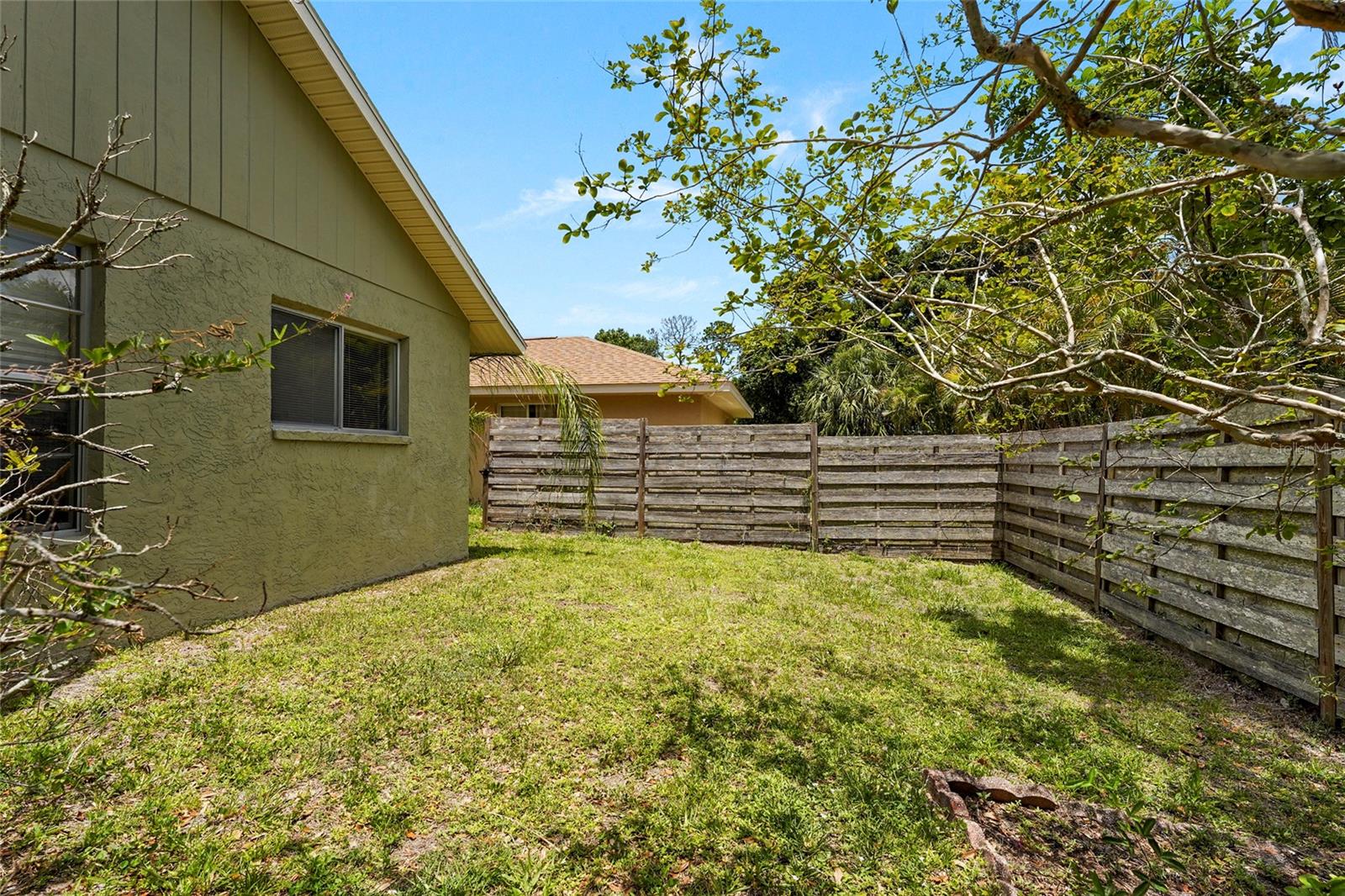 SARABAY WOODS - Residential