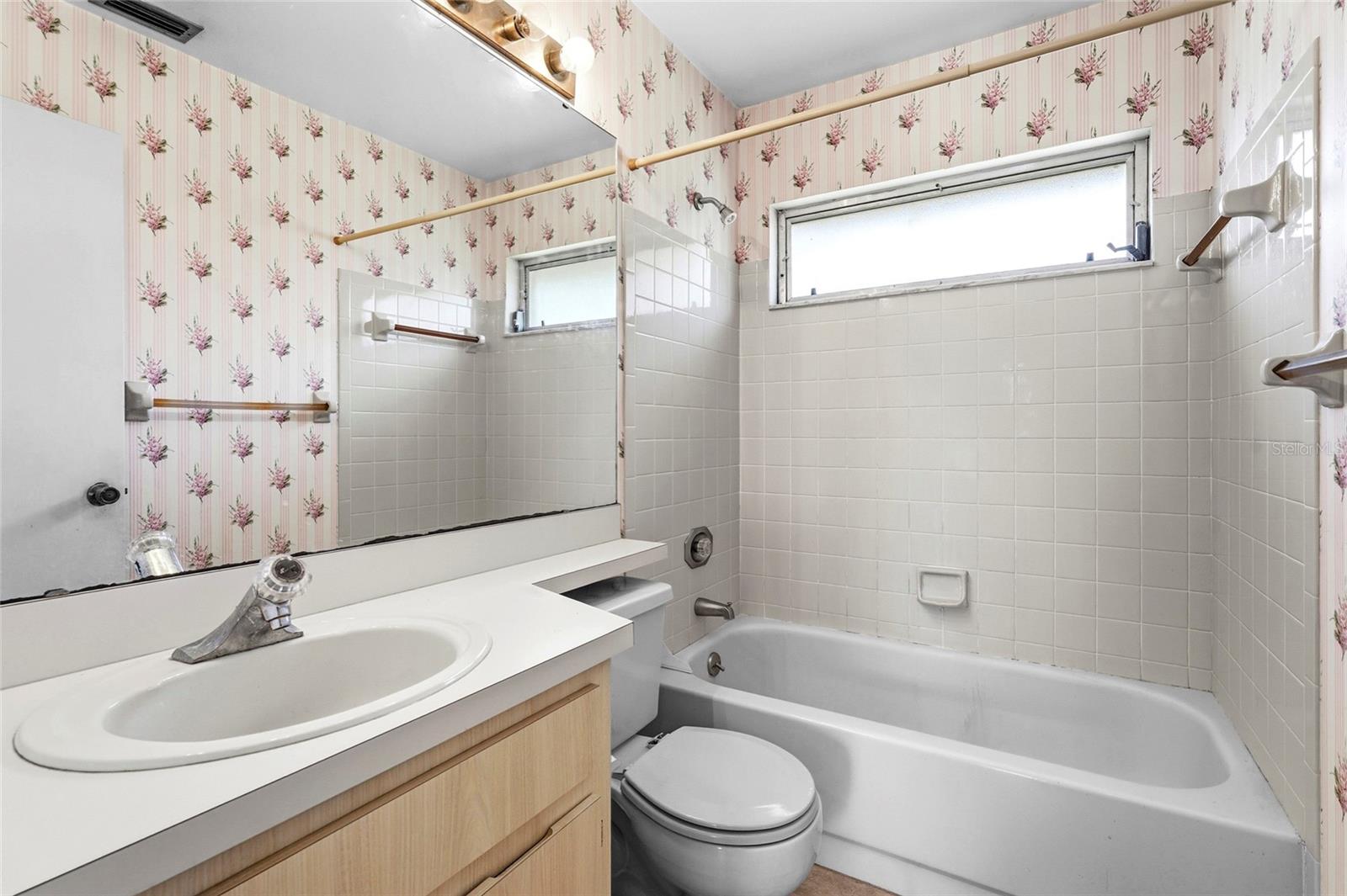 SARABAY WOODS - Residential