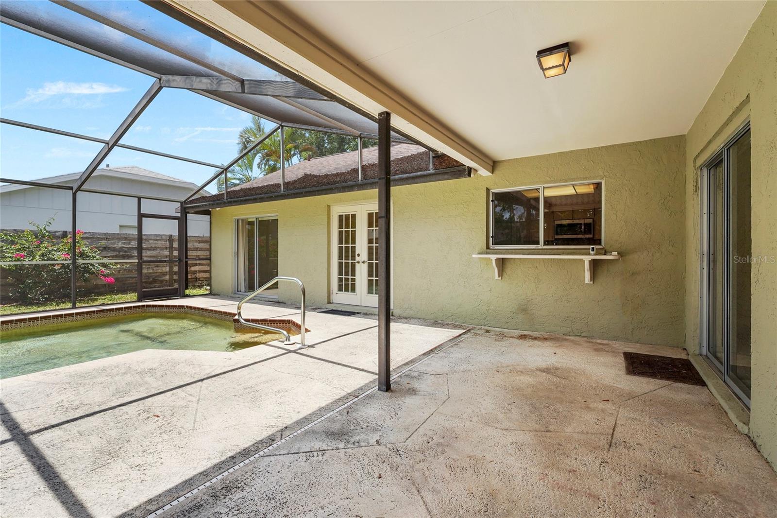 SARABAY WOODS - Residential